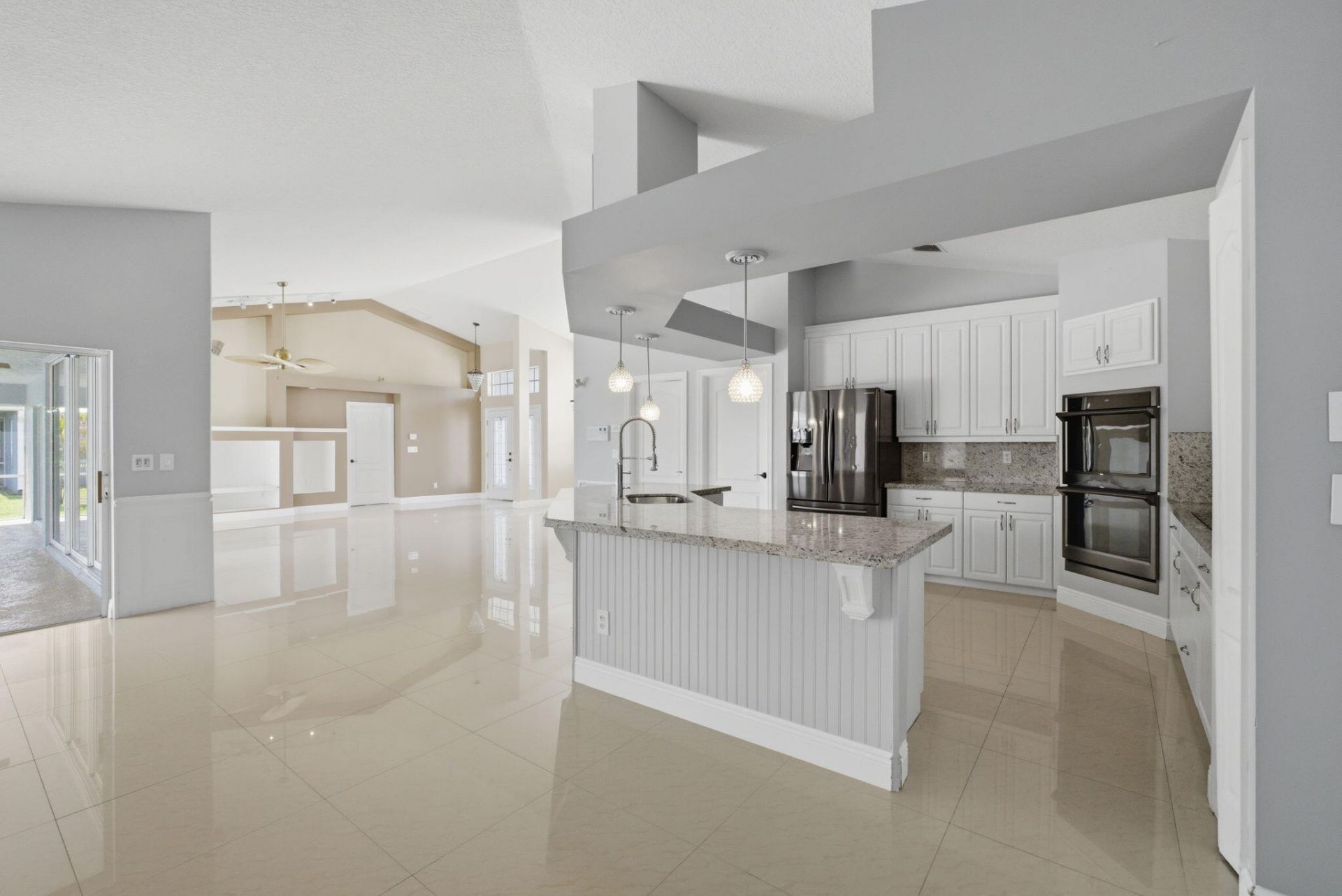474 SW Carter Avenue, Port Saint Lucie, FL 34983 Photo