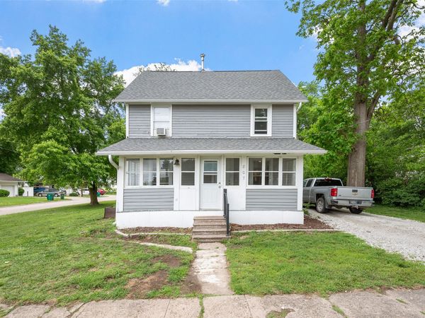 807 Hatton Avenue, Dallas Center, IA 50063