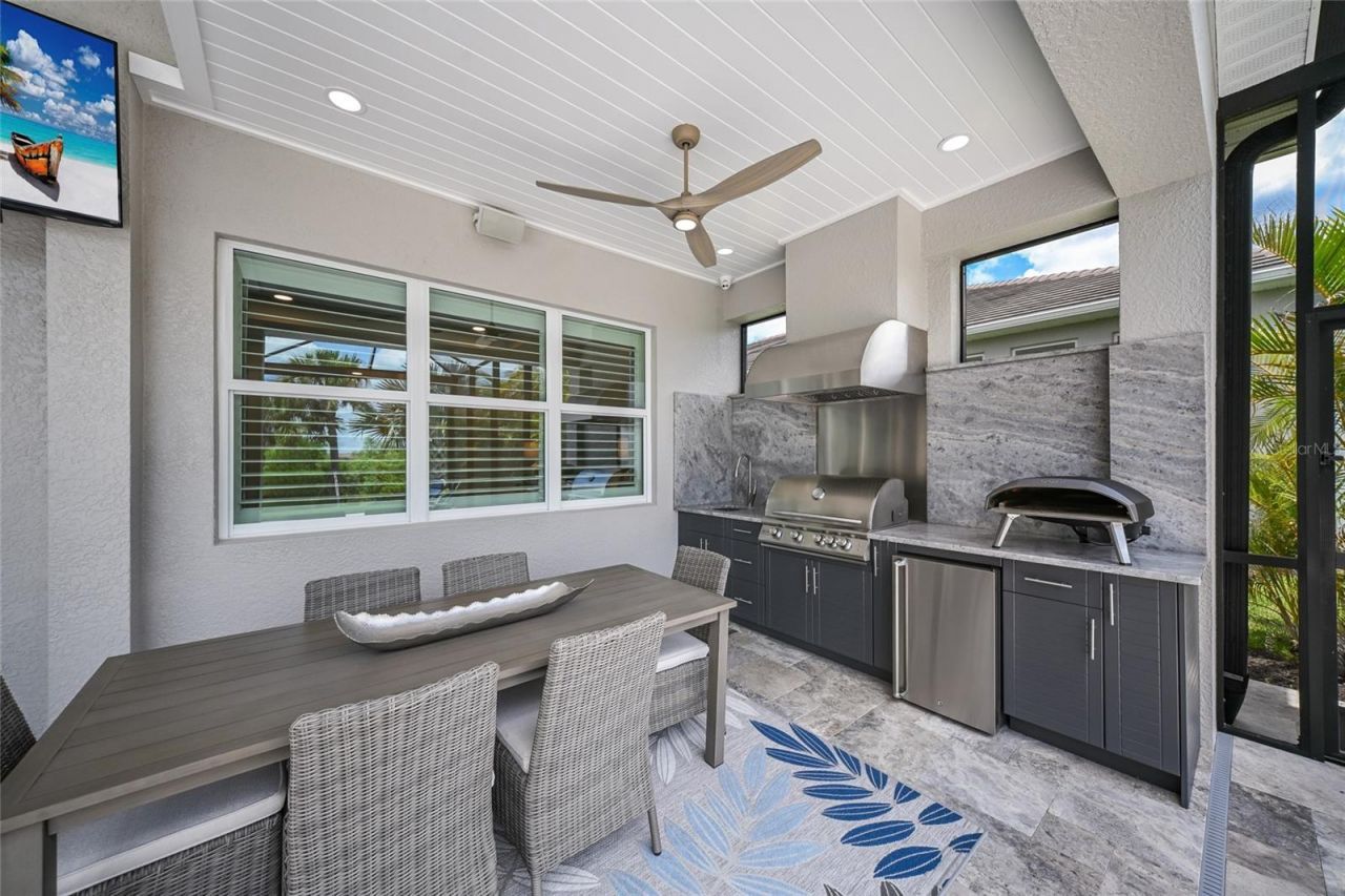 8310 Redonda Loop, Lakewood Ranch, FL 34202 Photo