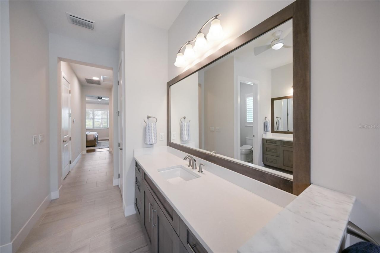 8310 Redonda Loop, Lakewood Ranch, FL 34202 Photo