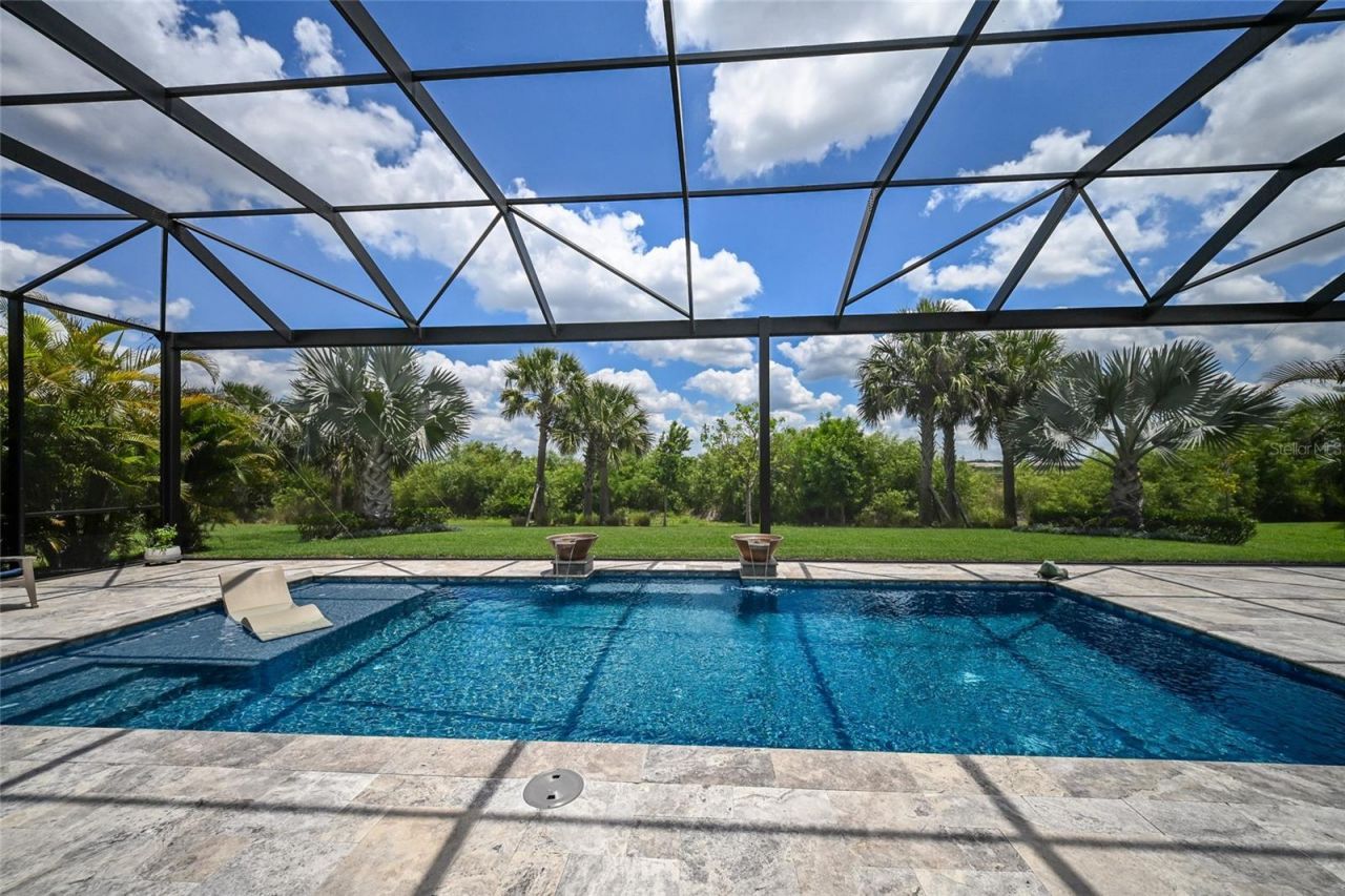 8310 Redonda Loop, Lakewood Ranch, FL 34202 Photo