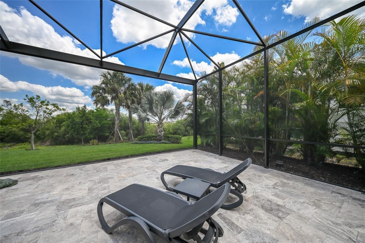 8310 Redonda Loop, Lakewood Ranch, FL 34202 Photo