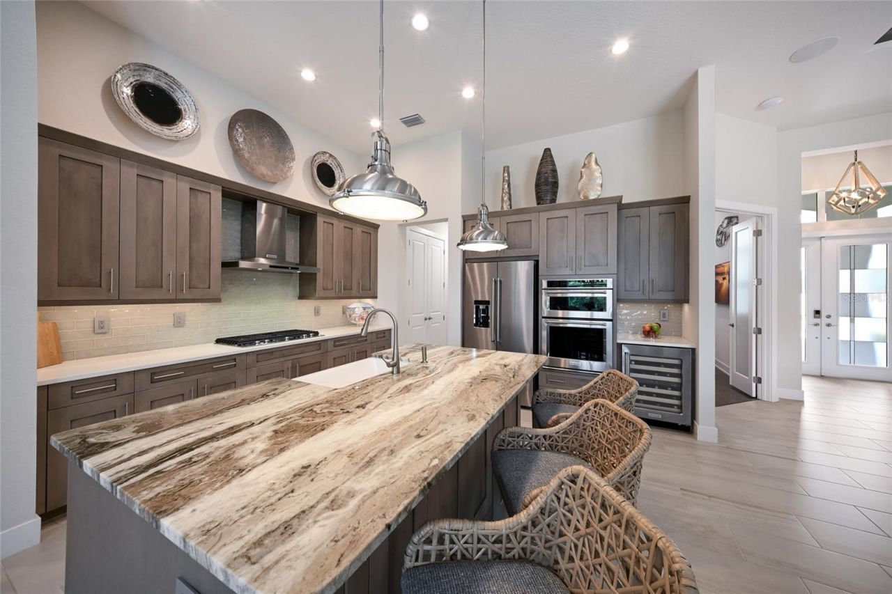 8310 Redonda Loop, Lakewood Ranch, FL 34202 Photo