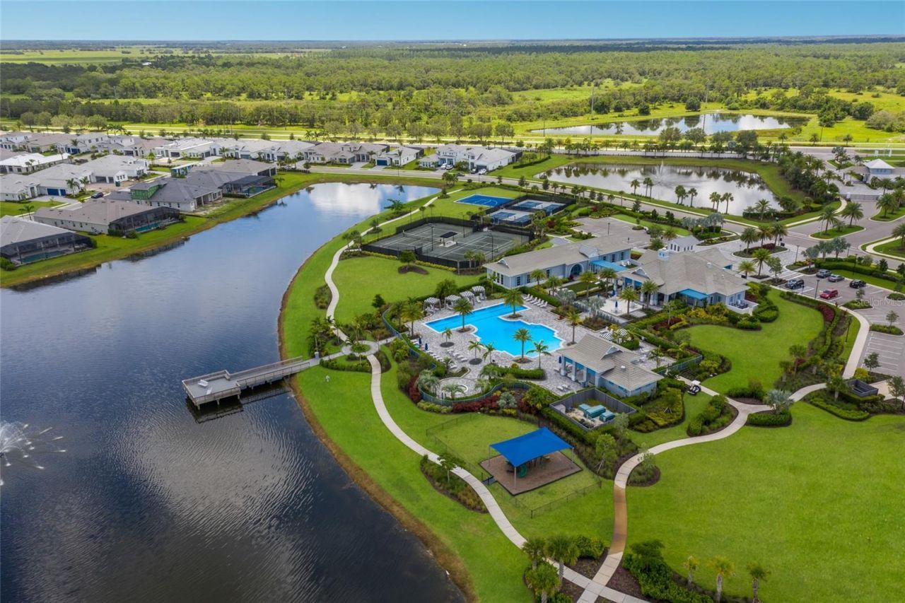 8310 Redonda Loop, Lakewood Ranch, FL 34202 Photo