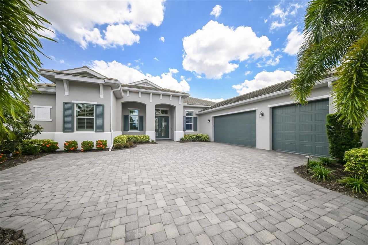 8310 Redonda Loop, Lakewood Ranch, FL 34202 Photo