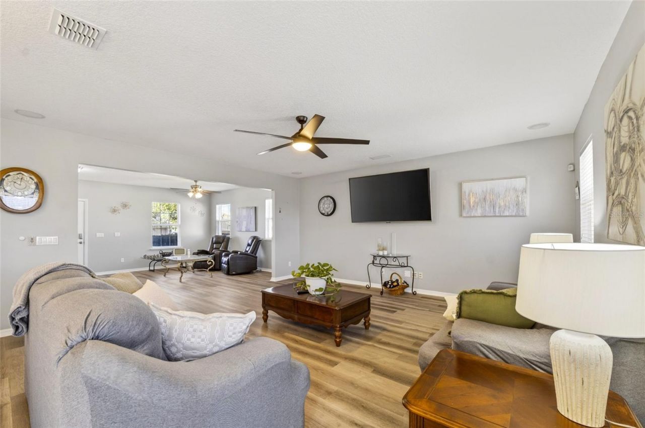 15542 Gemini Drive , Mascotte, FL 34753 Photo