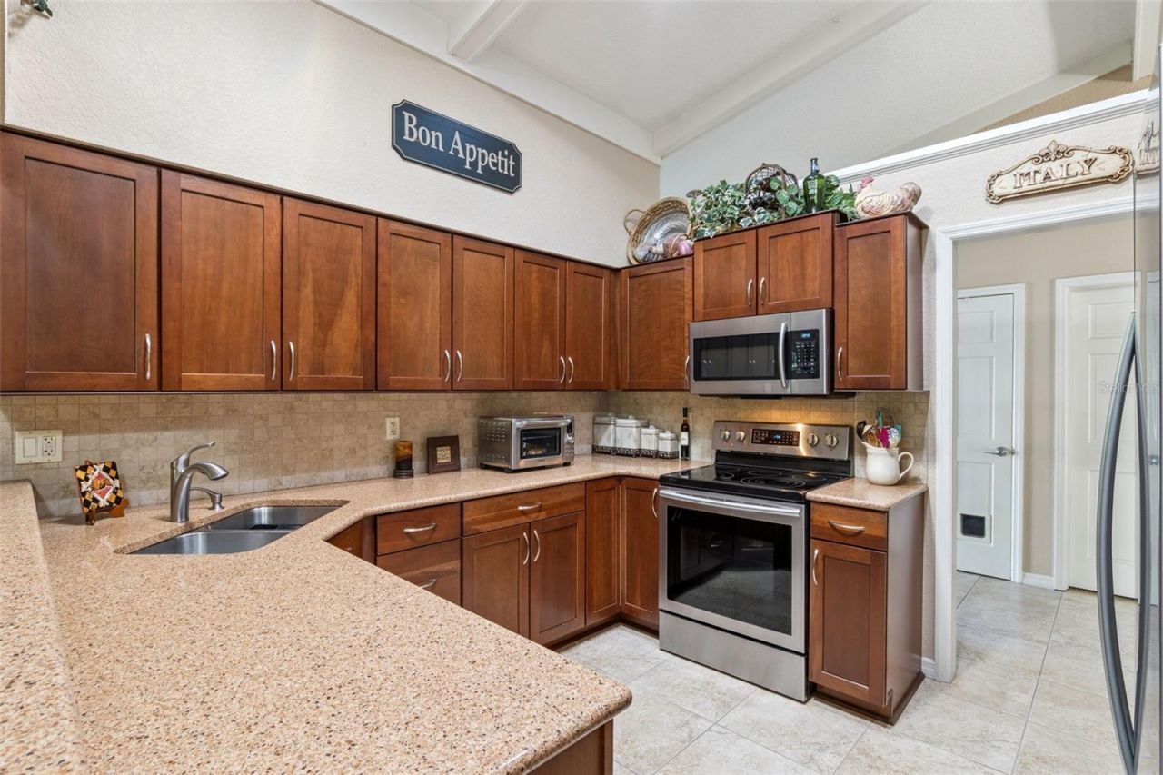 1748 Lake Marion Drive , Apopka, FL 32712 Photo