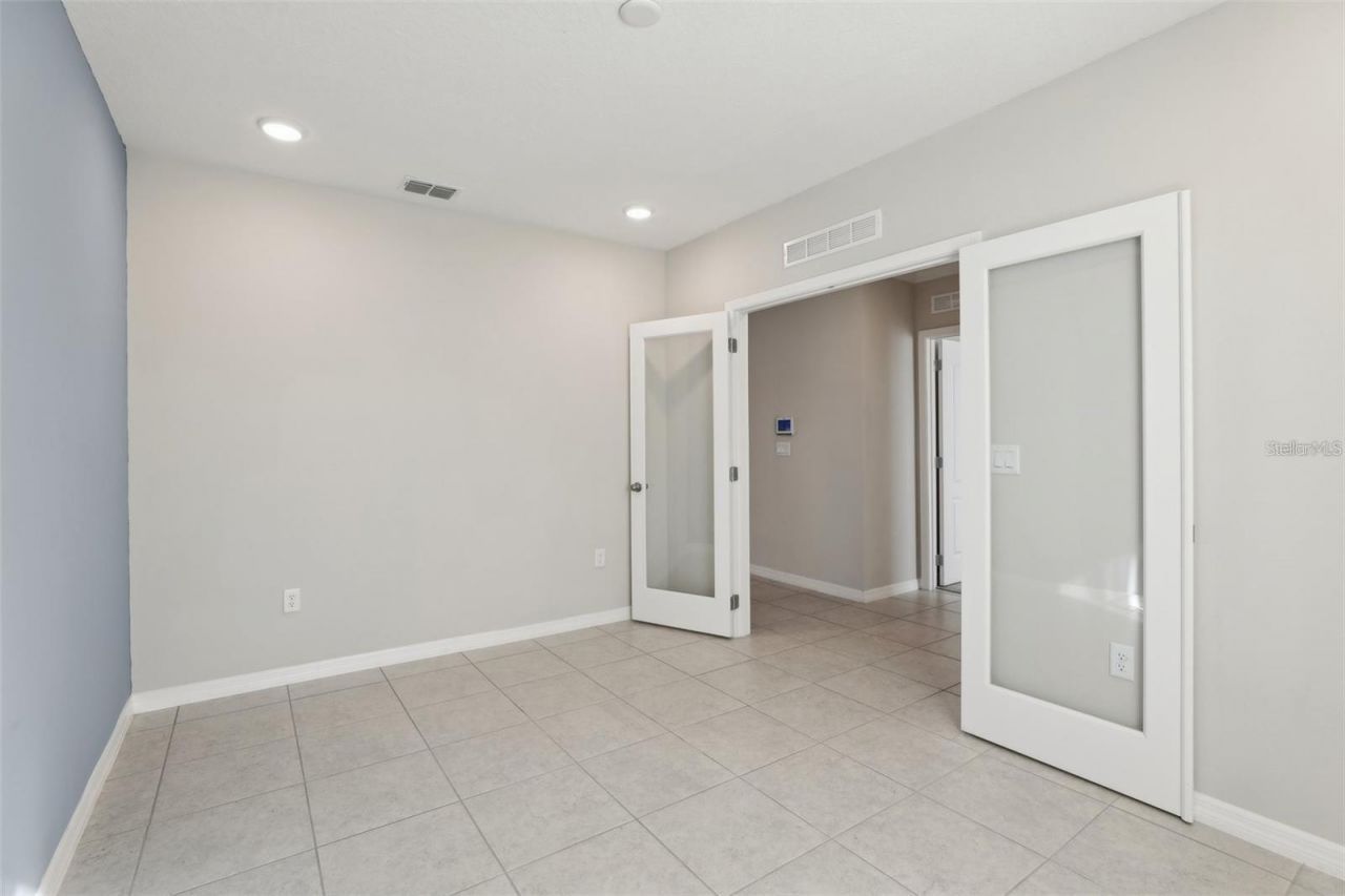 2410 Park Avenue , Indian Lake Estates, FL 33855 Photo