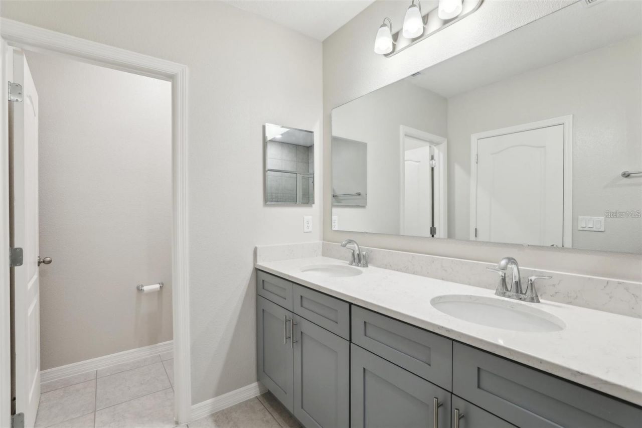 2410 Park Avenue , Indian Lake Estates, FL 33855 Photo