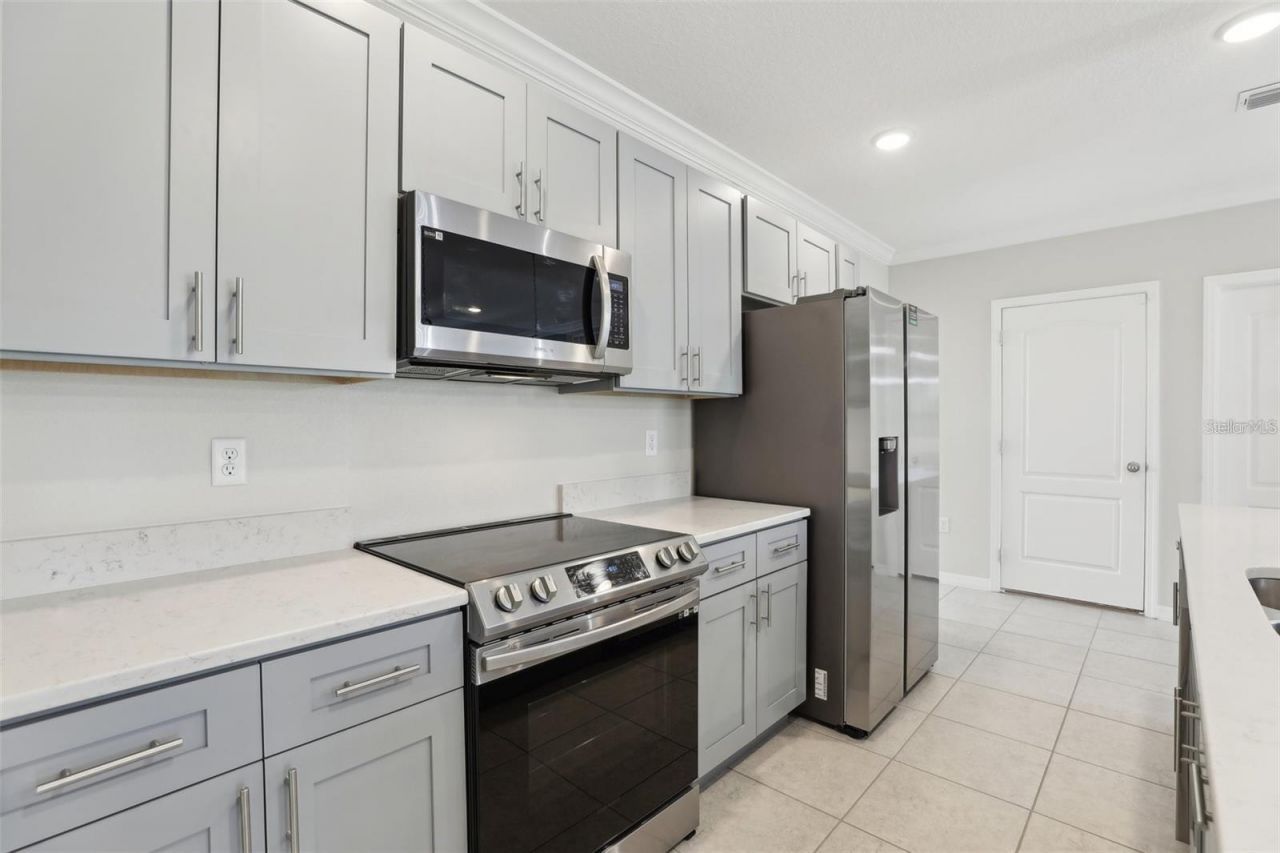 2410 Park Avenue , Indian Lake Estates, FL 33855 Photo