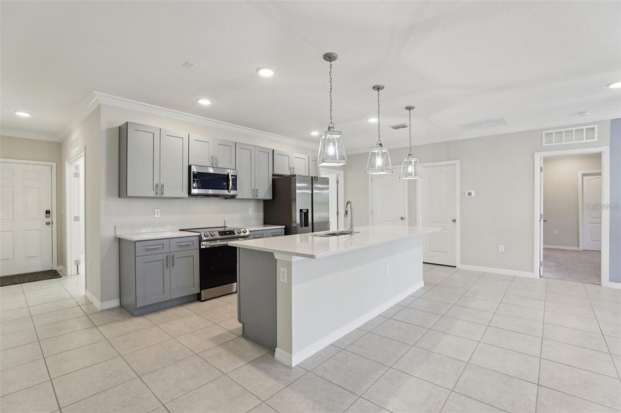 2410 Park Avenue , Indian Lake Estates, FL 33855 Photo