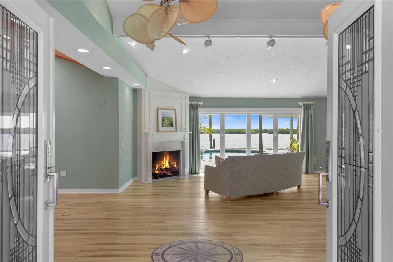 1215 Commodore Drive, New Smyrna Beach, FL 32168 Photo