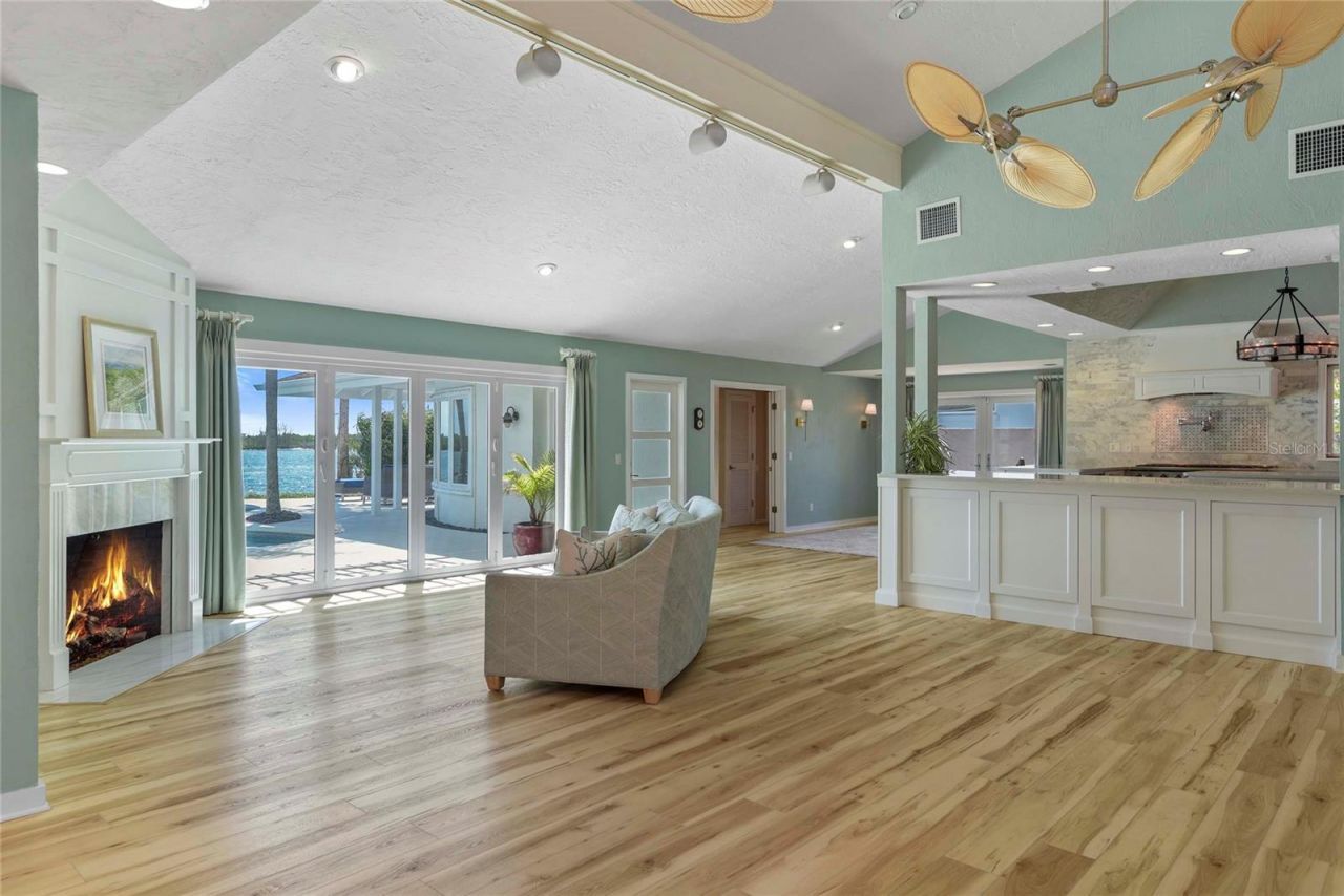 1215 Commodore Drive, New Smyrna Beach, FL 32168 Photo