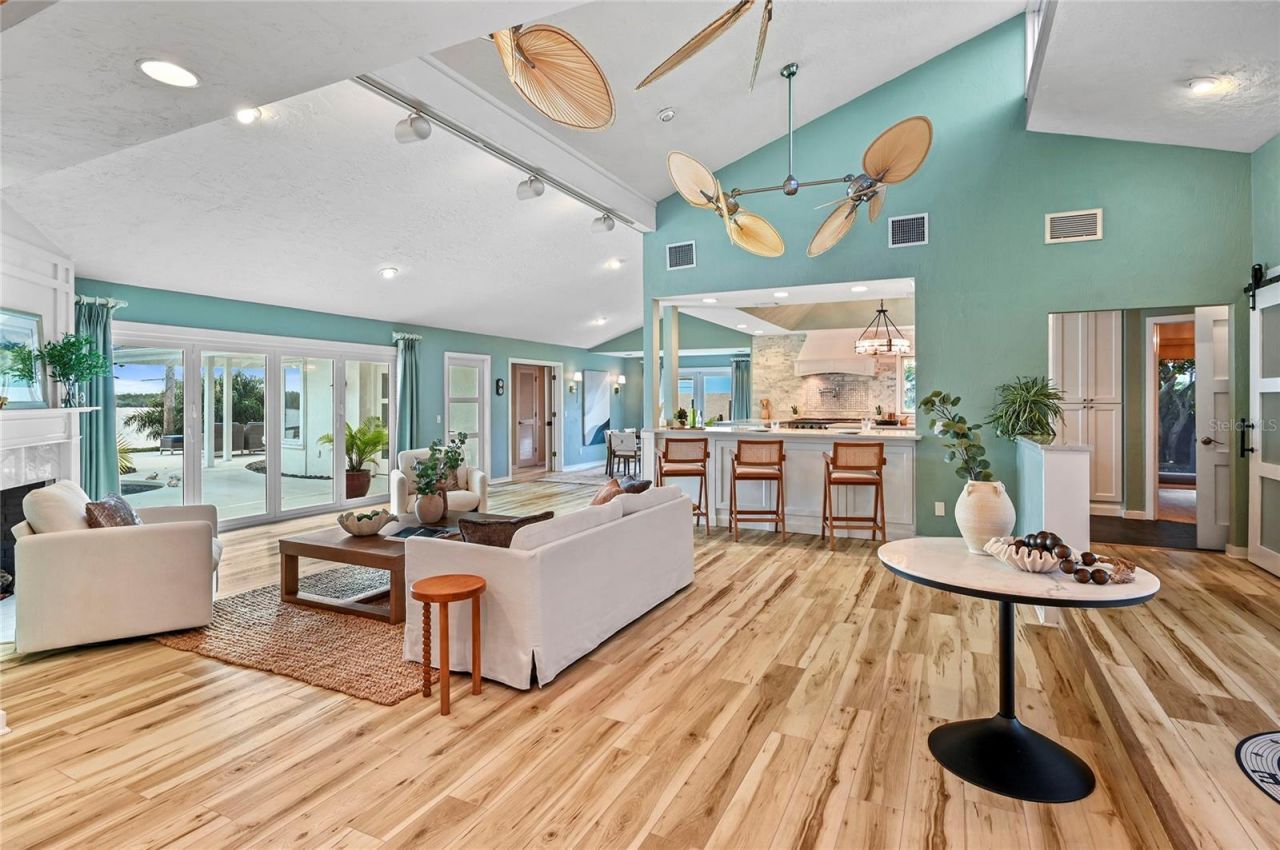 1215 Commodore Drive, New Smyrna Beach, FL 32168 Photo