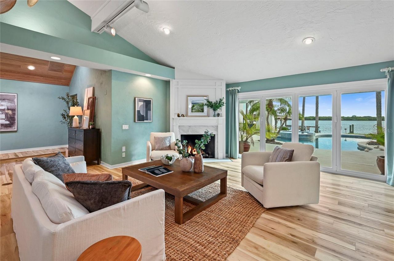 1215 Commodore Drive, New Smyrna Beach, FL 32168 Photo