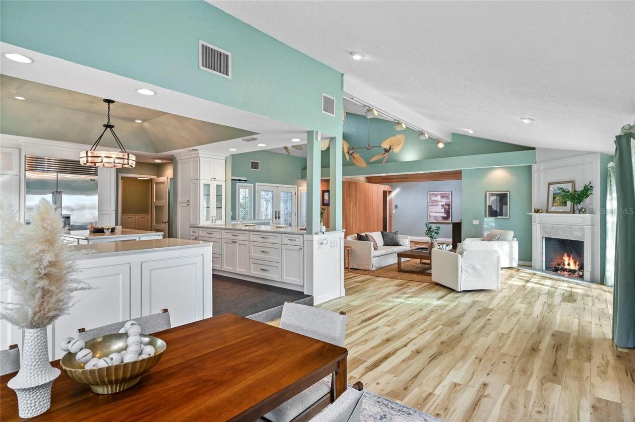 1215 Commodore Drive, New Smyrna Beach, FL 32168 Photo