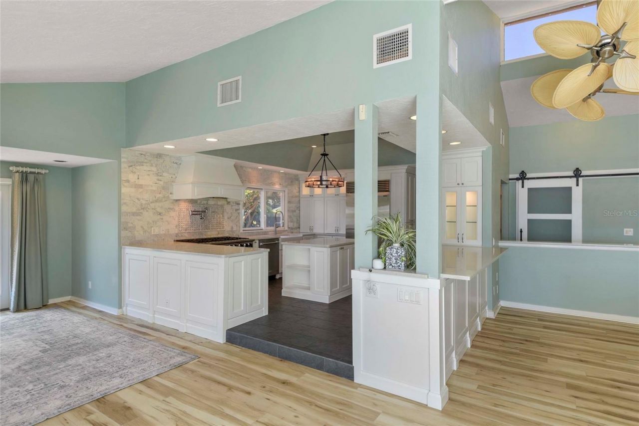 1215 Commodore Drive, New Smyrna Beach, FL 32168 Photo