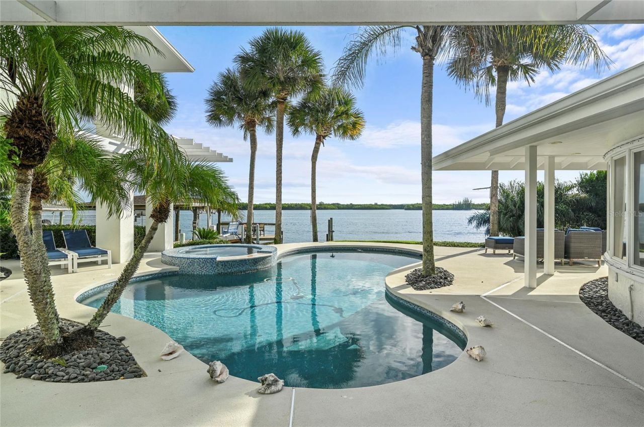 1215 Commodore Drive, New Smyrna Beach, FL 32168 Photo