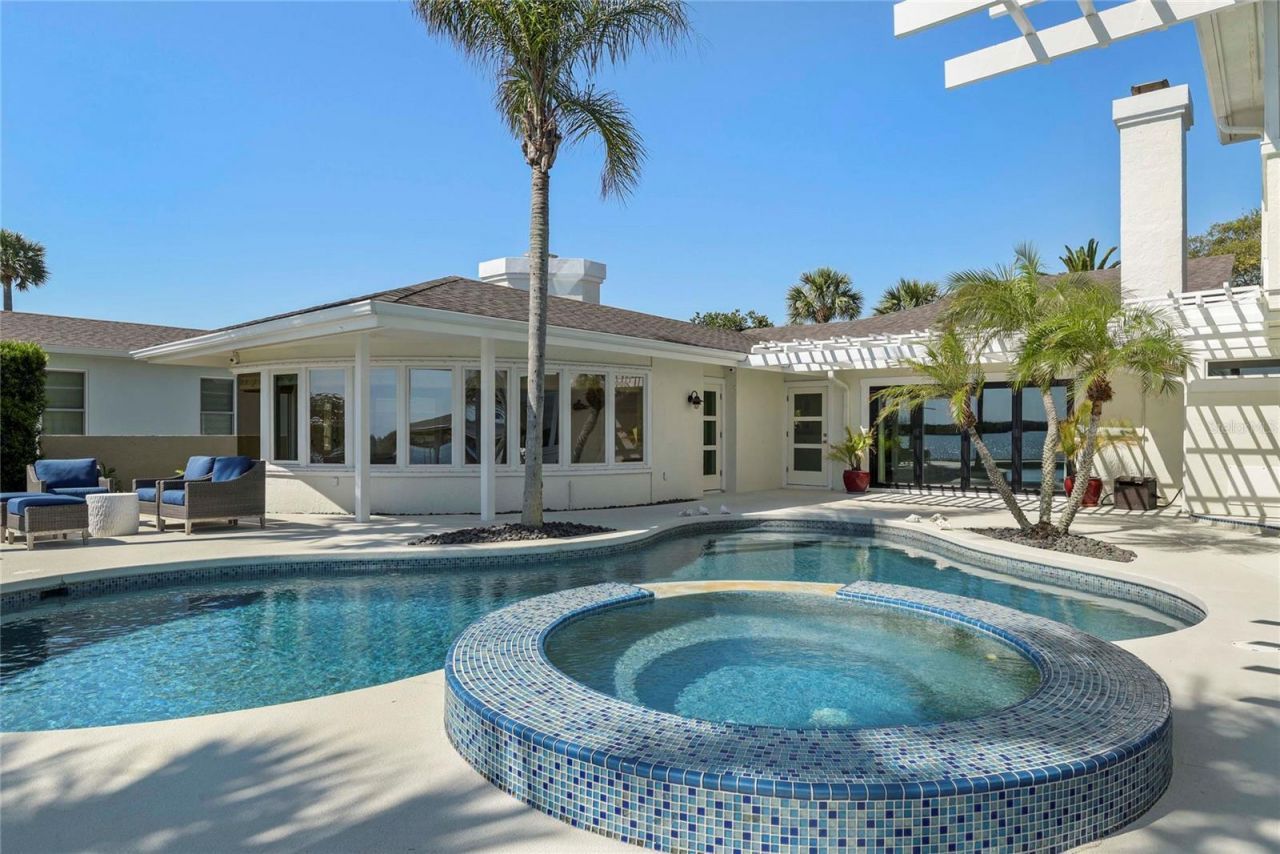 1215 Commodore Drive, New Smyrna Beach, FL 32168 Photo