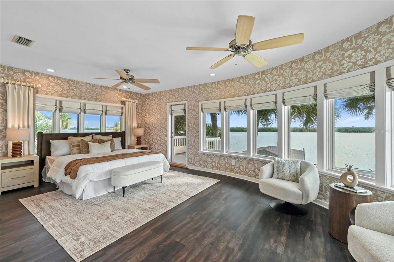 1215 Commodore Drive, New Smyrna Beach, FL 32168 Photo