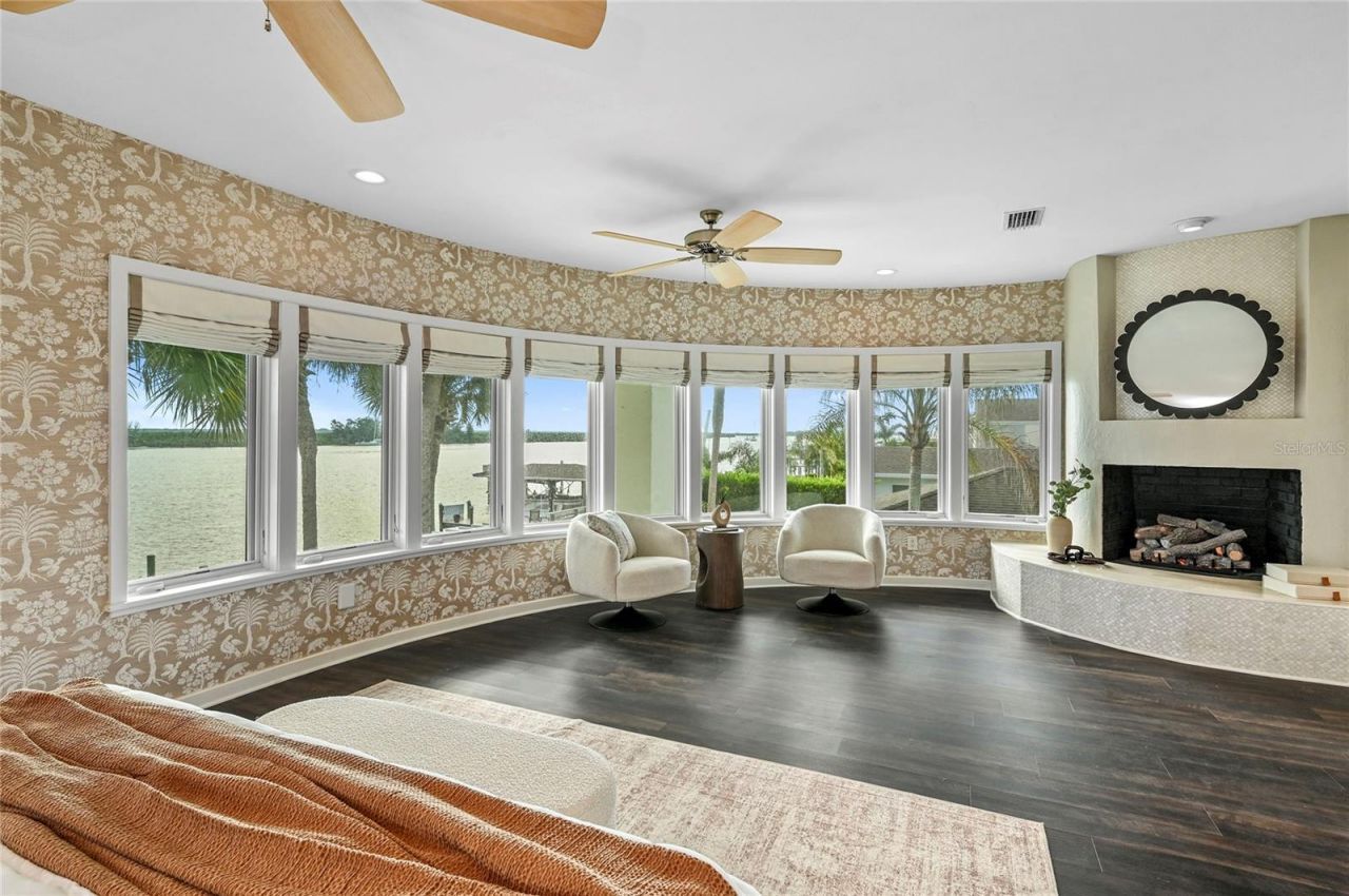 1215 Commodore Drive, New Smyrna Beach, FL 32168 Photo
