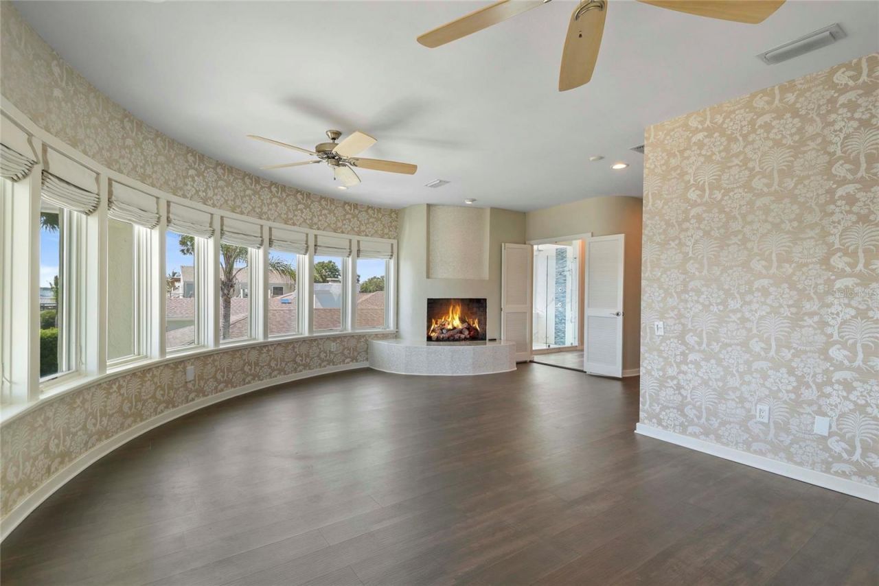 1215 Commodore Drive, New Smyrna Beach, FL 32168 Photo