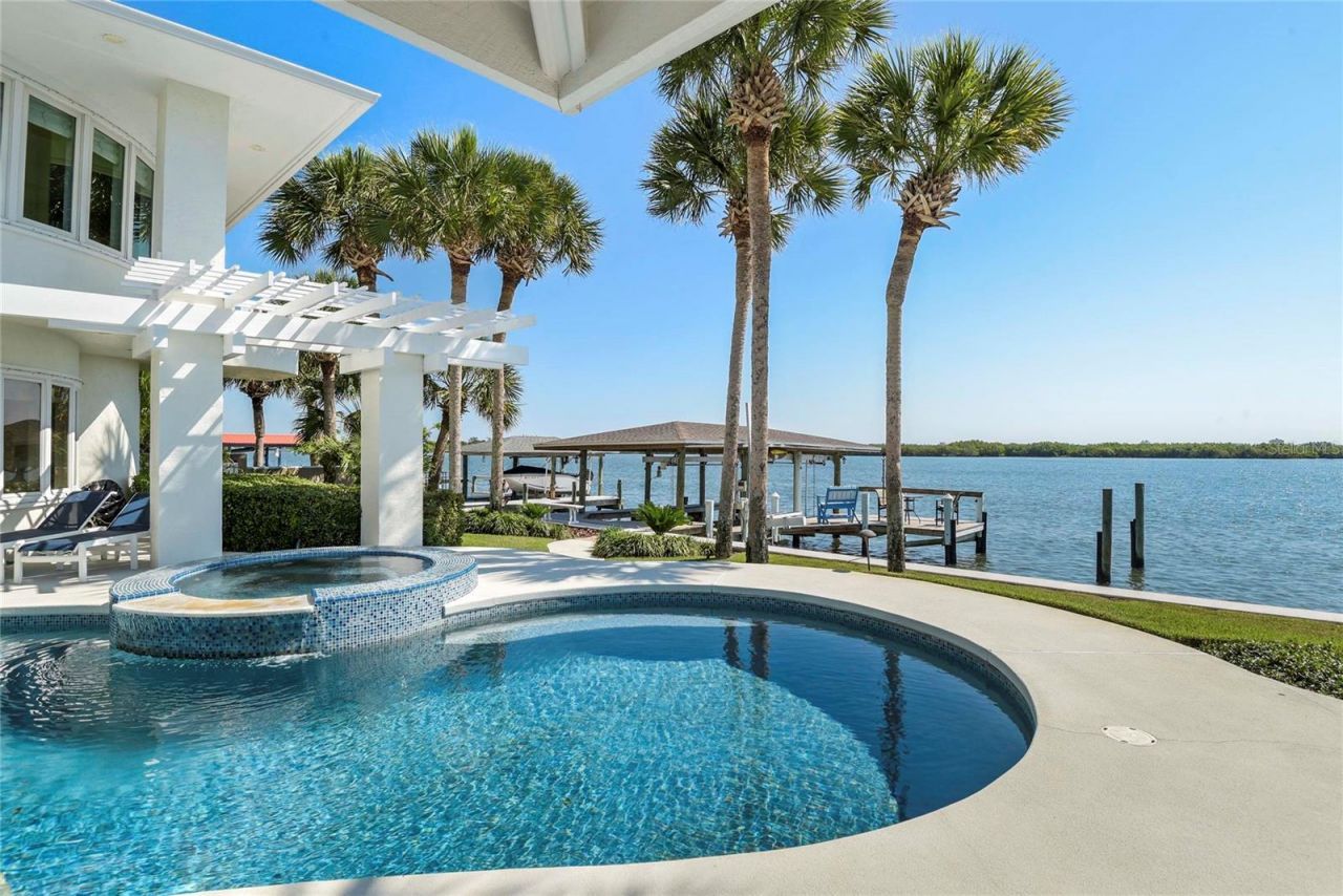 1215 Commodore Drive, New Smyrna Beach, FL 32168 Photo