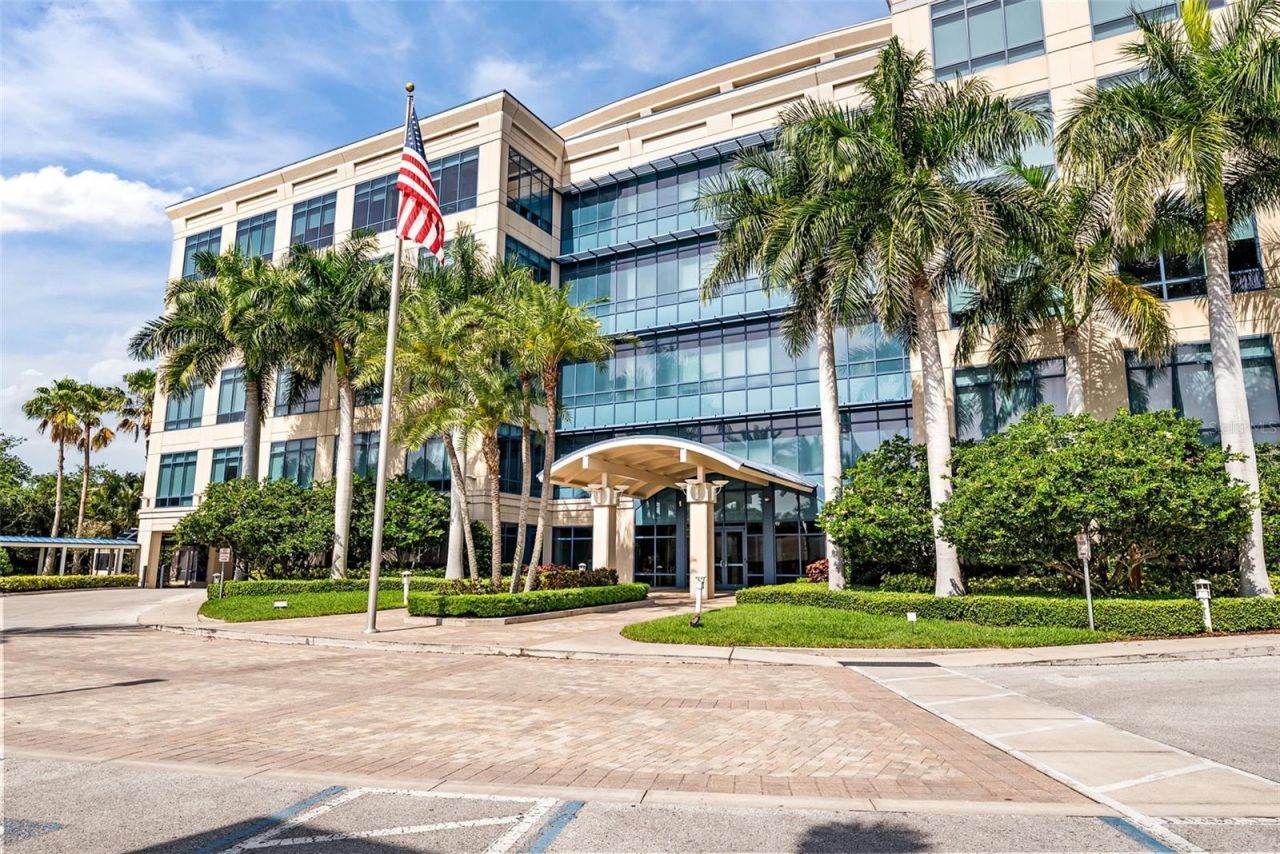 5550 W Executive Drive , Unit 250, Tampa, FL 33609 Photo