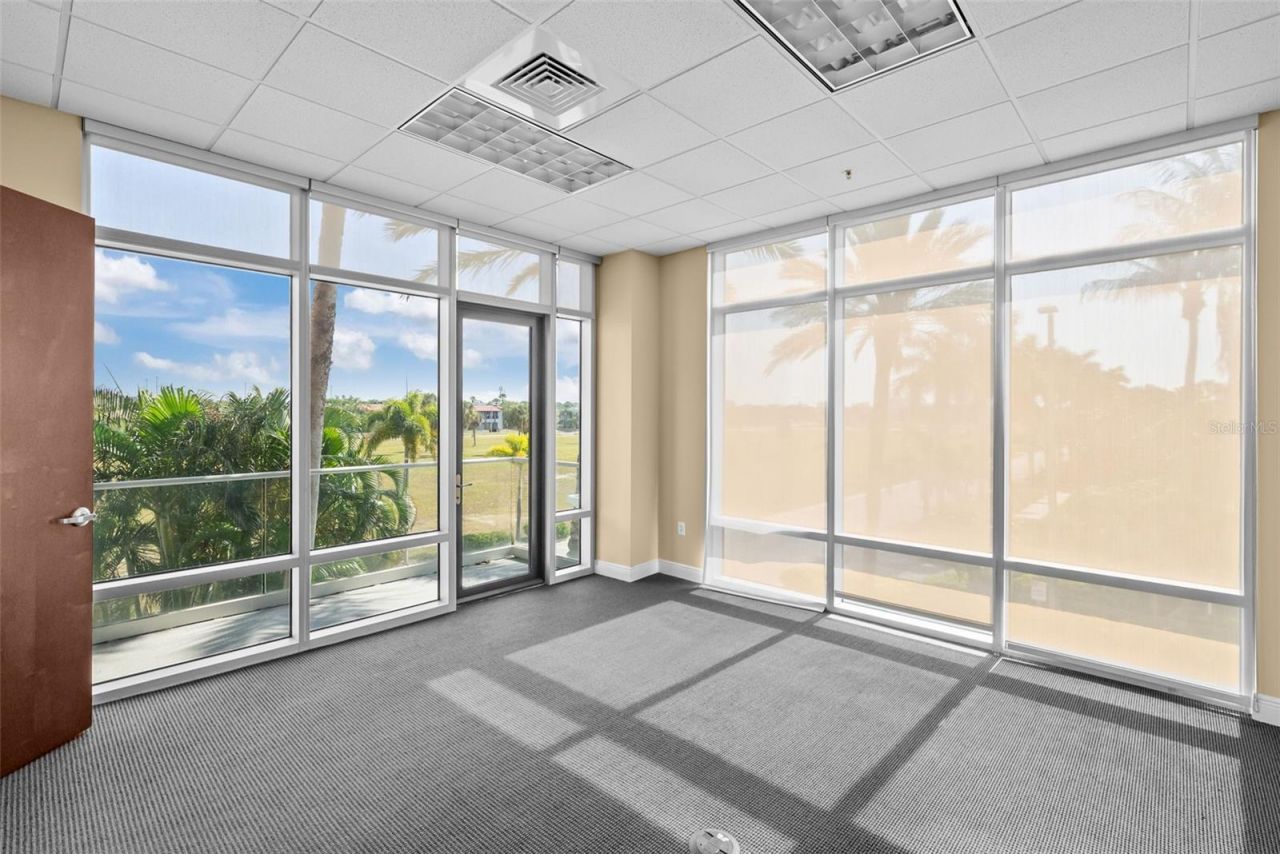 5550 W Executive Drive , Unit 250, Tampa, FL 33609 Photo