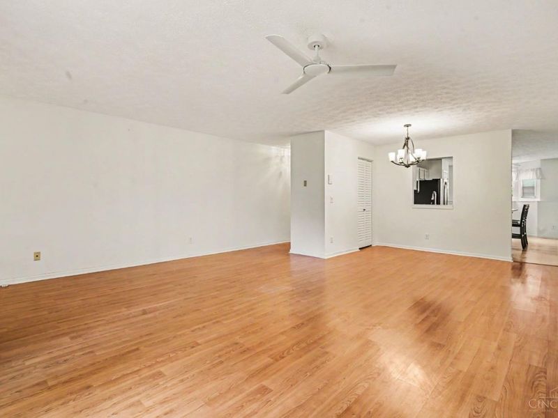5461 Asbury Lake Drive, Unit 78, Green Township, OH 45247 Photo 27
