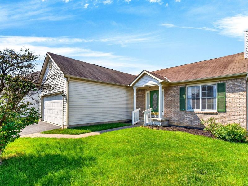 7981 Eurogrey Court, Blacklick, OH 43004 Photo 5