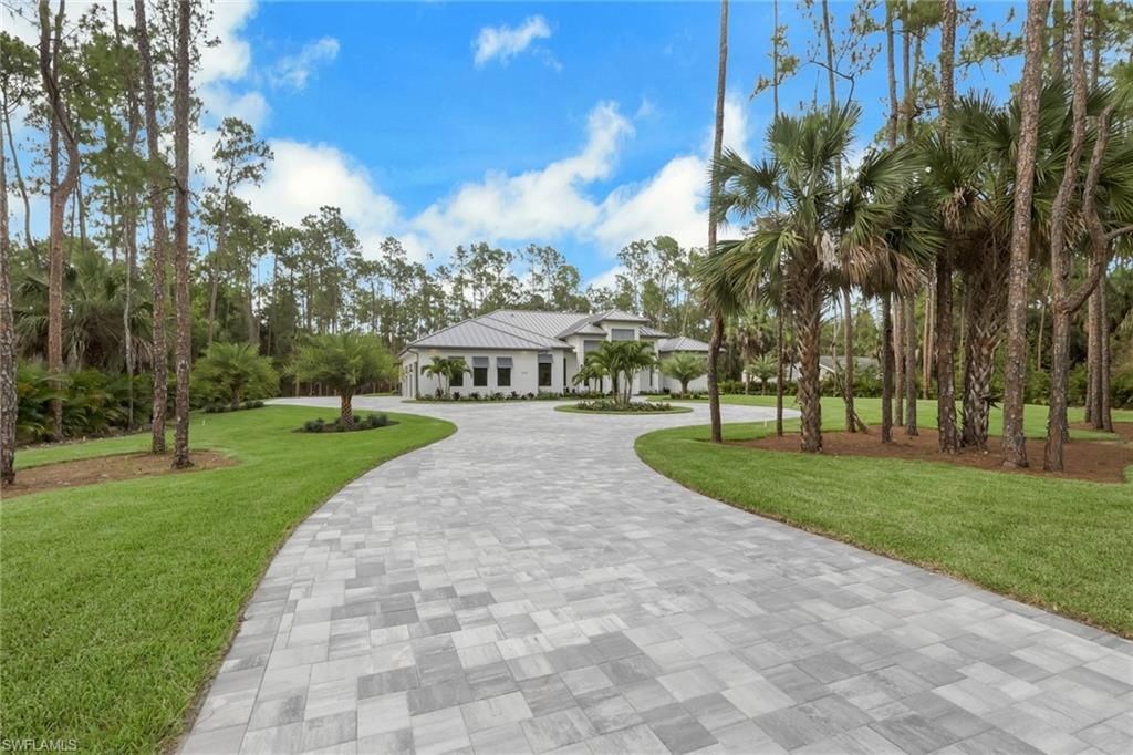 5025 Boxwood Way, Naples, FL 34116 Photo