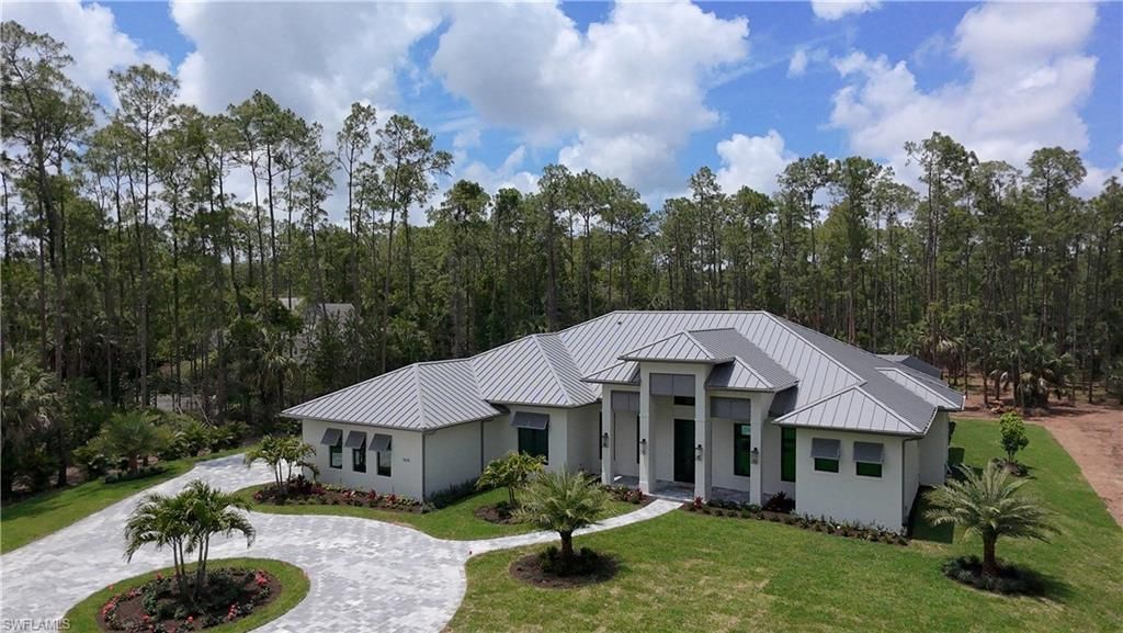 5025 Boxwood Way, Naples, FL 34116 Photo