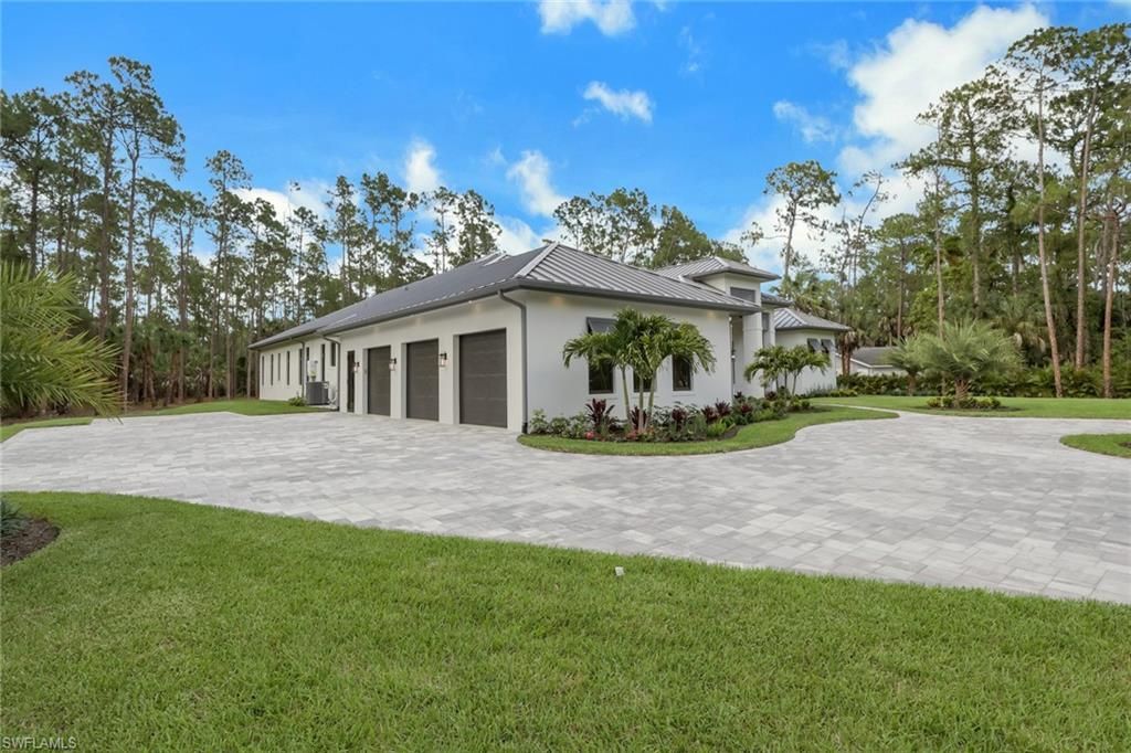 5025 Boxwood Way, Naples, FL 34116 Photo