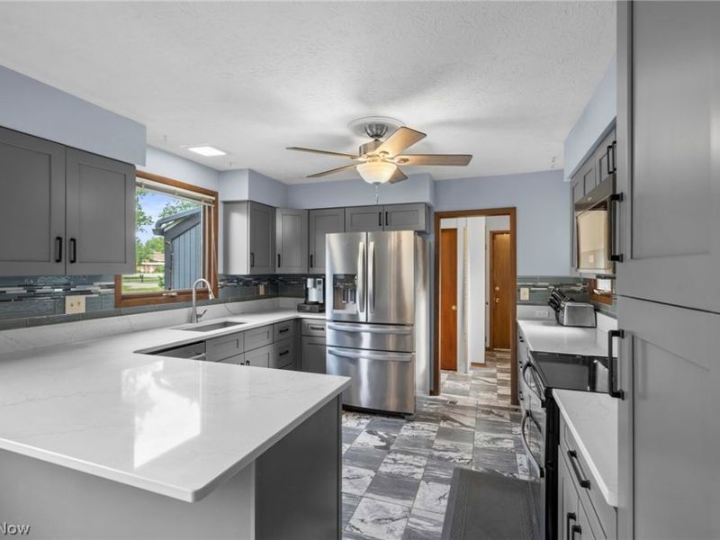 24707 Westwood, Westlake, OH 44145 Photo 18