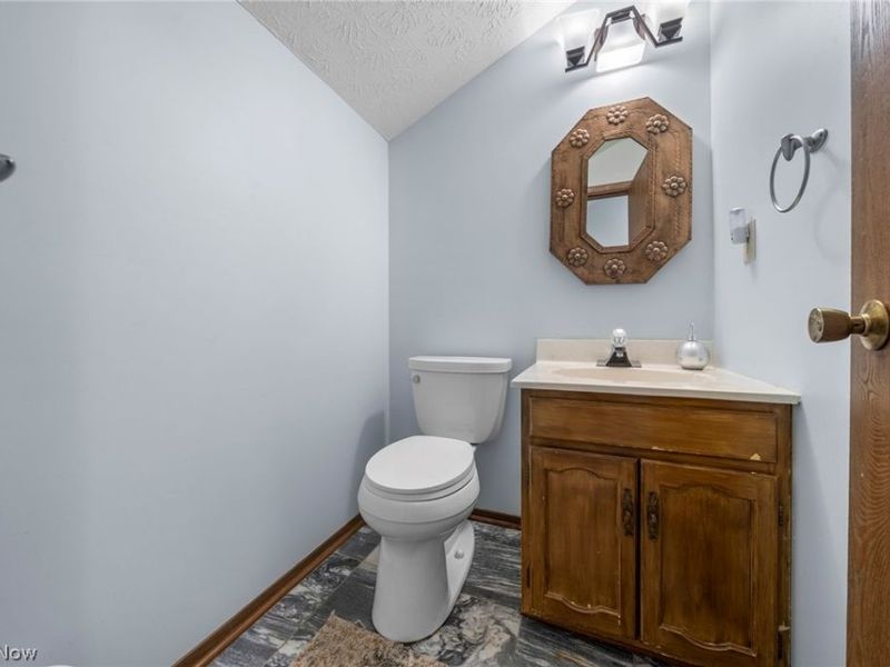 24707 Westwood, Westlake, OH 44145 Photo 38