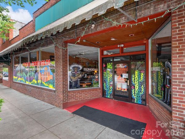 76 E Main Street , Brevard, NC 28712