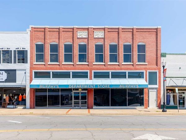 815 S Main Street, Stillwater, OK 00000