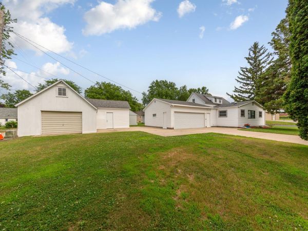 808 E Vine Street, Owatonna, MN 55060