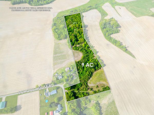 5123 Schoolhouse Road , Frazeysburg, OH 43822