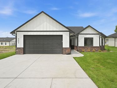 502 E Elmwood St, Park City, KS 67147