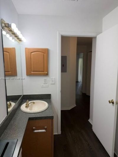 9999 Summerbreeze Dr , Unit 824, Sunrise, FL 33322 Photo