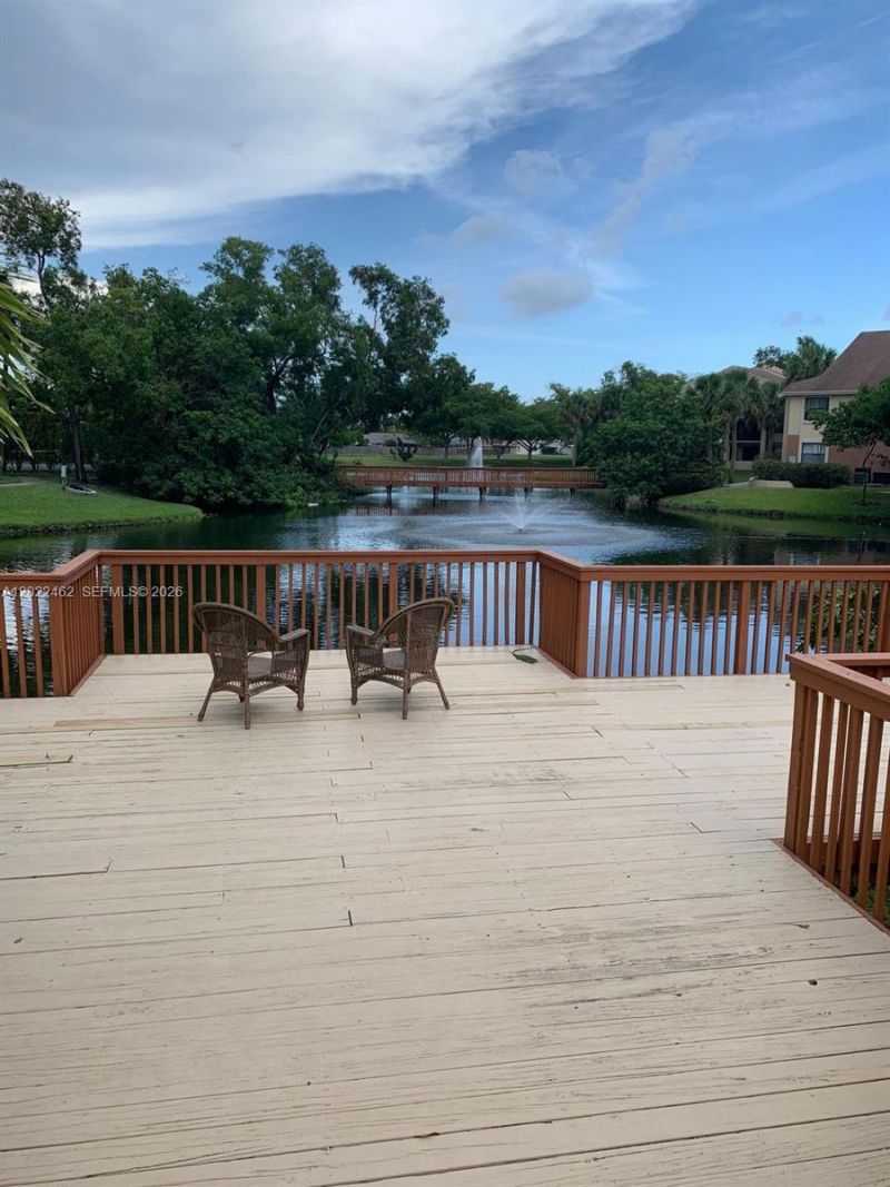 9999 Summerbreeze Dr , Unit 824, Sunrise, FL 33322 Photo