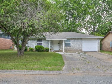 15505 S 291st East Avenue , Coweta, OK 74429