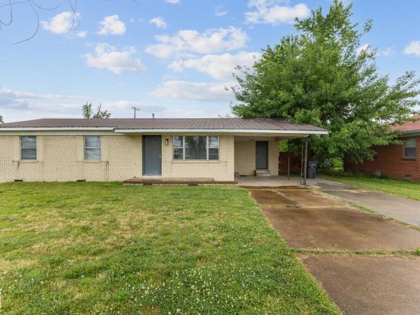 1306 W Main Street, Walnut Ridge, AR 72476