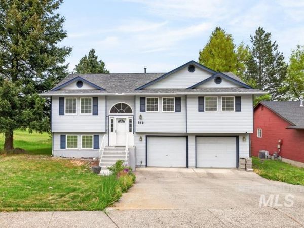 542 Northwood, Moscow, ID 83843