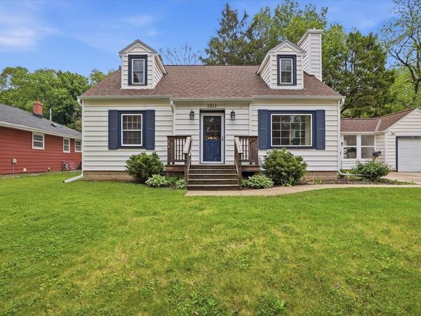 1311 Garfield AVENUE, Waukesha, WI 53186