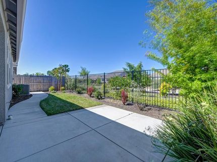8939 Cerro Vista Dr, El Dorado Hills, CA 95762 Photo