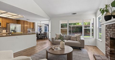 1582 Misty Wood Dr, Roseville, CA 95747 Photo