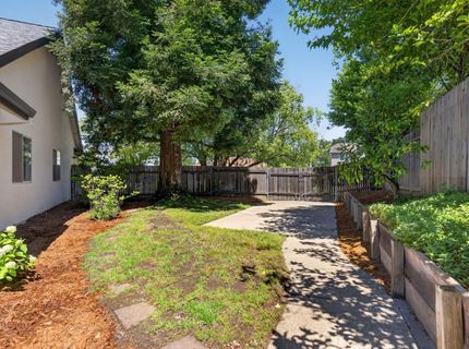 1582 Misty Wood Dr, Roseville, CA 95747 Photo